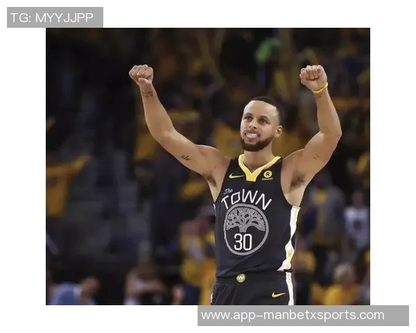 库里称勇士队深度令人惊叹可能对其他球队构成巨大威胁 库里称勇士队深度令人惊叹可能对其他球队构成巨大威胁