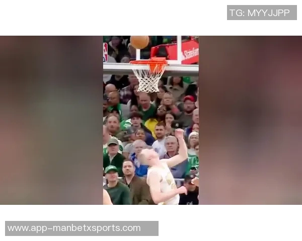 庄神赞马克西成长蜕变自信带领球队进攻大旗前行